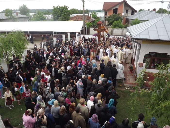 Biserica Parohiei Câmpurelu a fost sfinţită