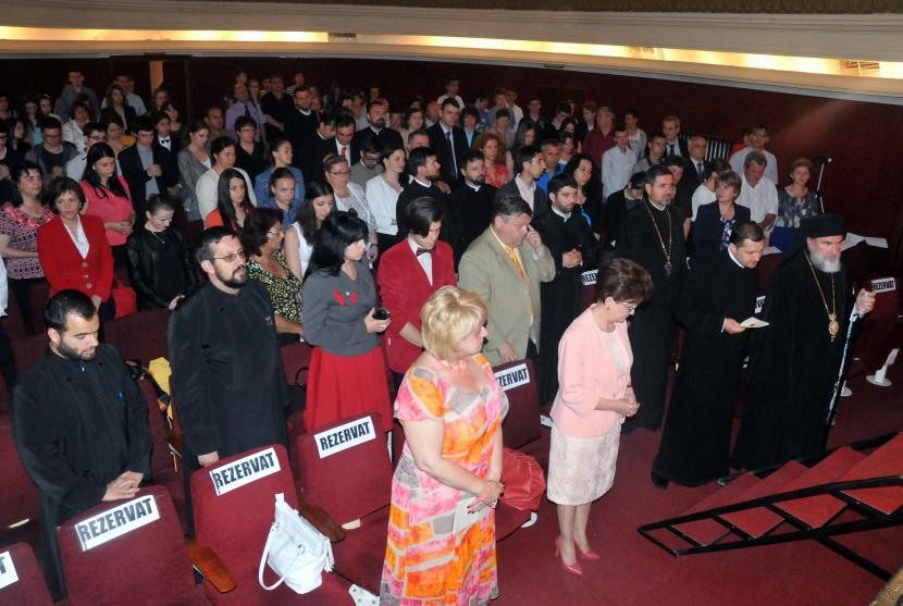 Elita învăţământului băcăuan, premiată de Biserică