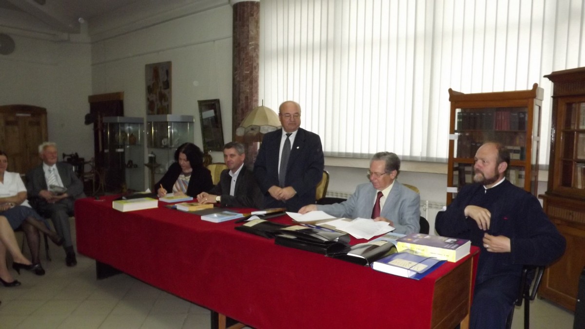 Sesiunea de comunicări „Arhivele şi Istoria“ la Bacău