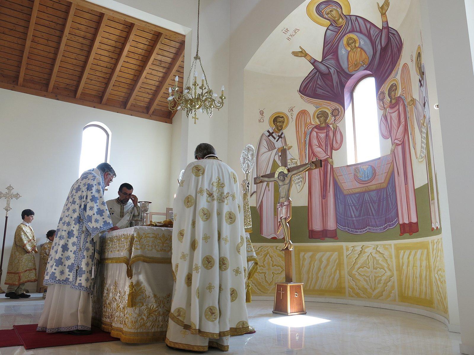 Înţelesul tainic, mistic şi dogmatic al Sfintei Liturghii