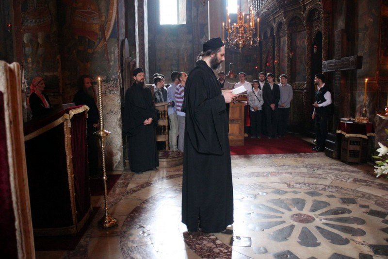 Numeroasele roade ale împreună-lucrării smereniei cu rugăciunea