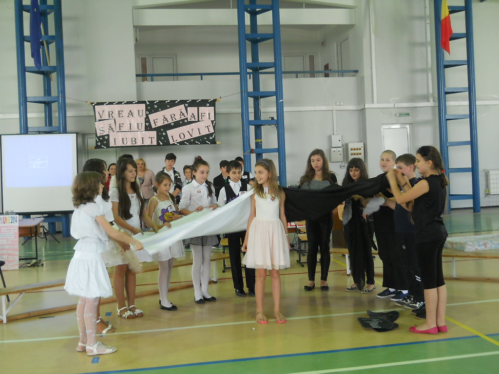 Proiectul educaţional „Vreau să fiu iubit, fără a fi lovit!“, la final