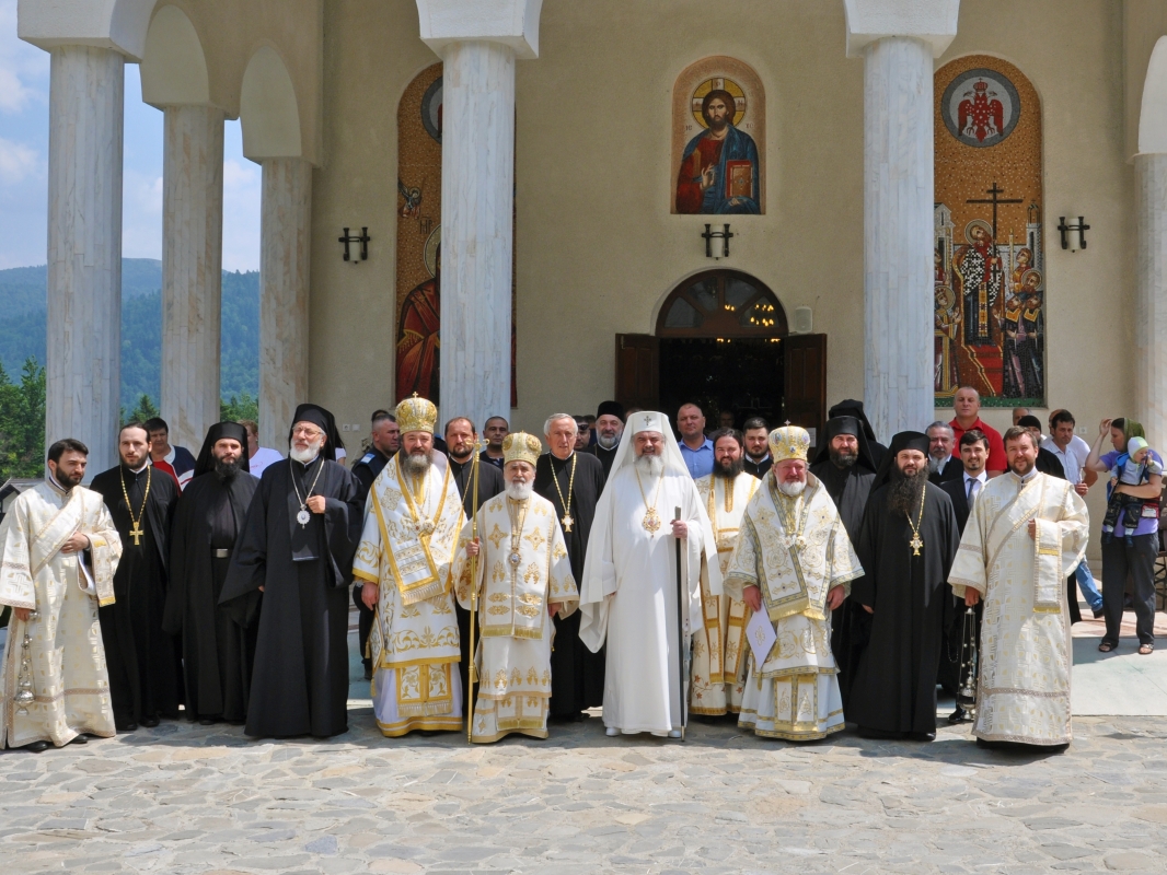 Moment aniversar la Mănăstirea Caraiman