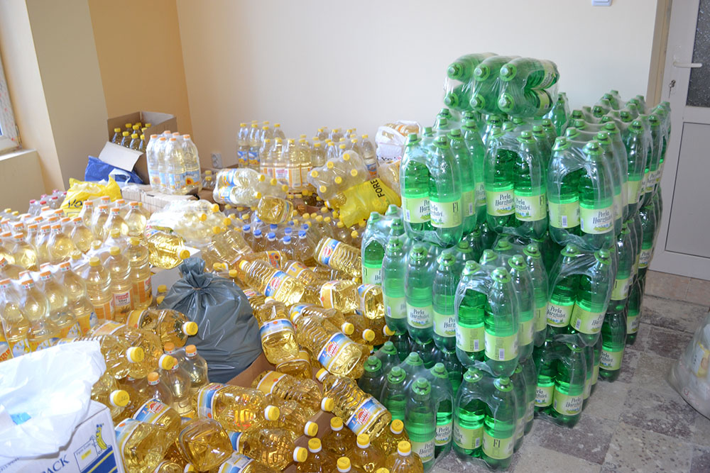 Un nou convoi umanitar din Caransebeş, pentru sinistraţii inundaţiilor din Serbia