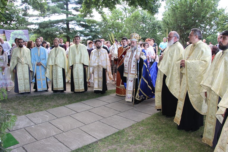 Manifestări religioase şi culturale la Borzeşti