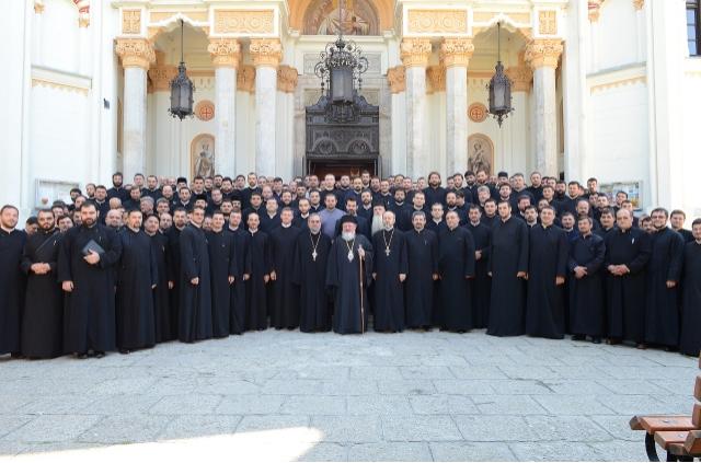 Grade profesionale în preoţie