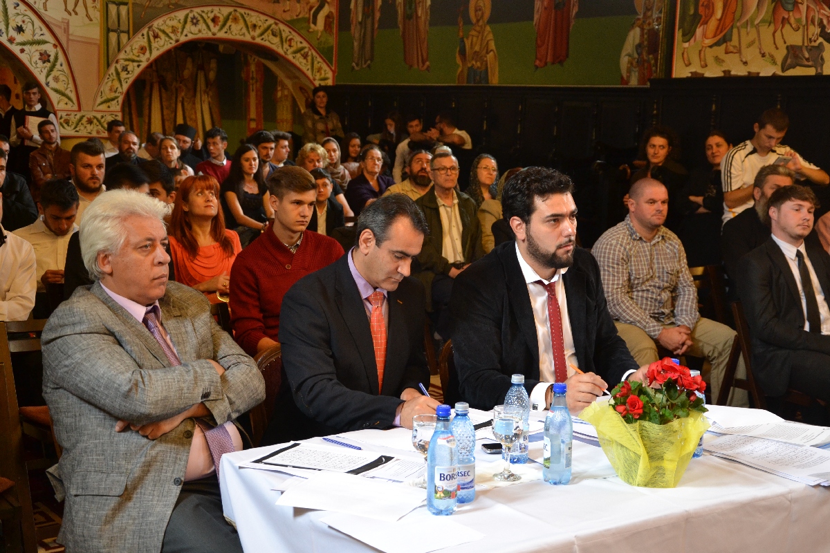 Concurs pe patru secţiuni, în cadrul Festivalului Coral Internaţional pentru Tineret „Gavriil Musicescu“