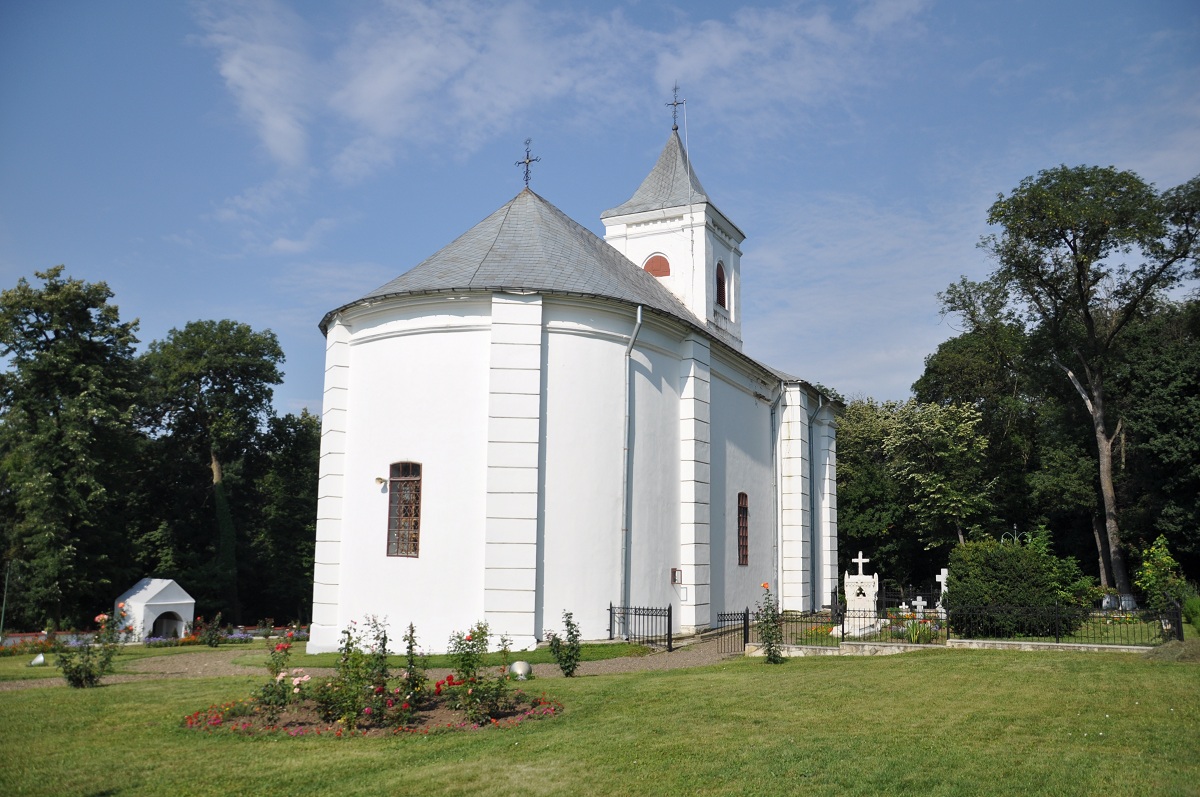 Hram la Centrul social-cultural „Sfântul Ilie“ al Mănăstirii Miclăuşeni