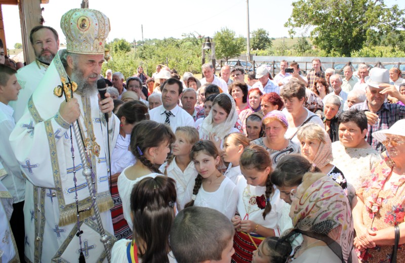 Prăznuirea Sfântului Cuvios Rafail în localitatea natală - Bursucani