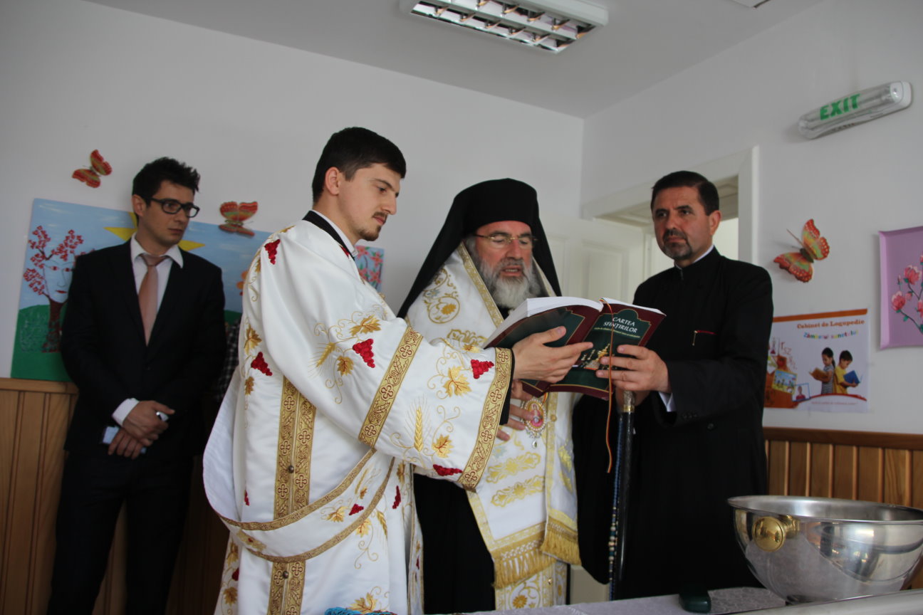 Noi centre la Fundaţia „Episcop Melchisedec“ din Roman