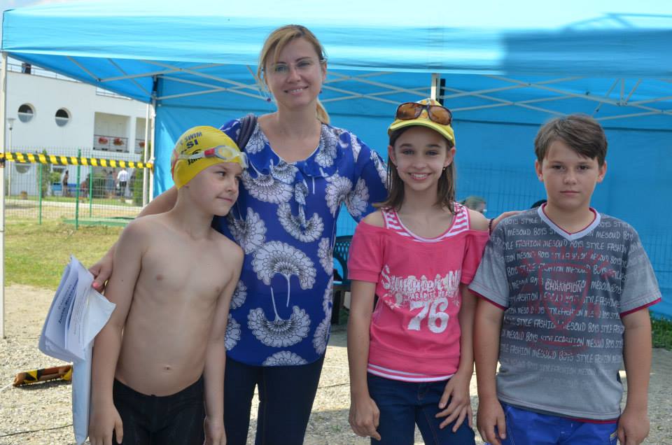 Şcoala „Varlaam Mitropolitul“ a făcut valuri la „Swimathon“