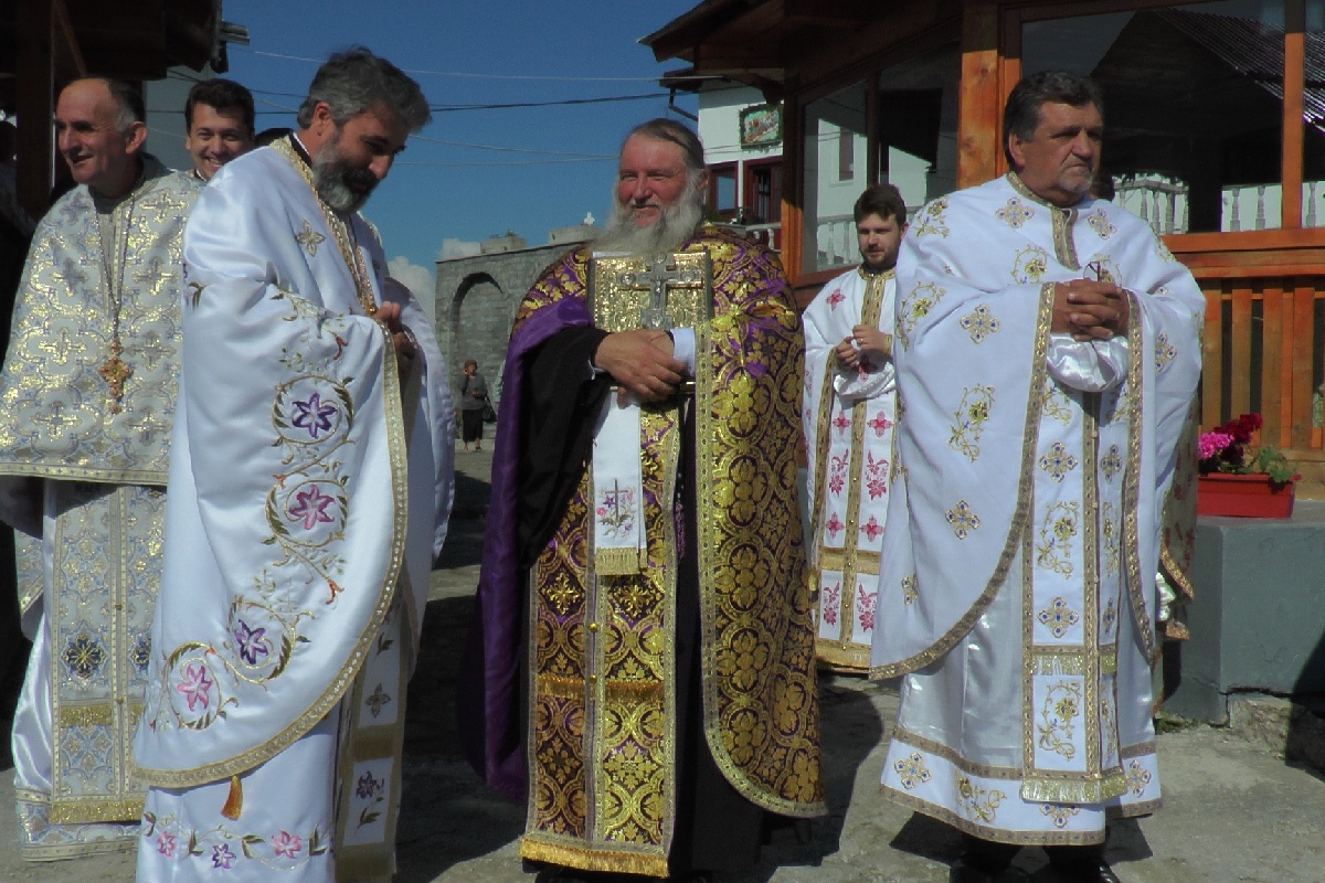 Slujbă arhierească la 1.700 m altitudine