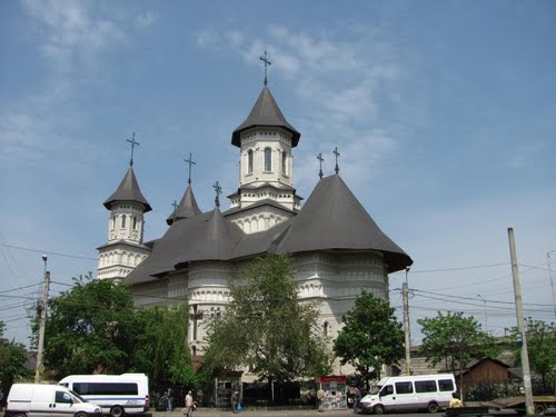 Sfântul Ilie sărbătorit în cartierul ieşean Alexandru cel Bun