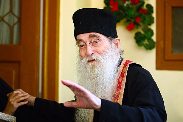 Nu suntem creaţi cu un strop de virtute, ci cu totală virtute…