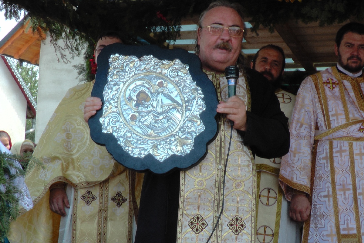 Sfințire de biserică închinată Sfântului Ioan Rusul, la Volovăț