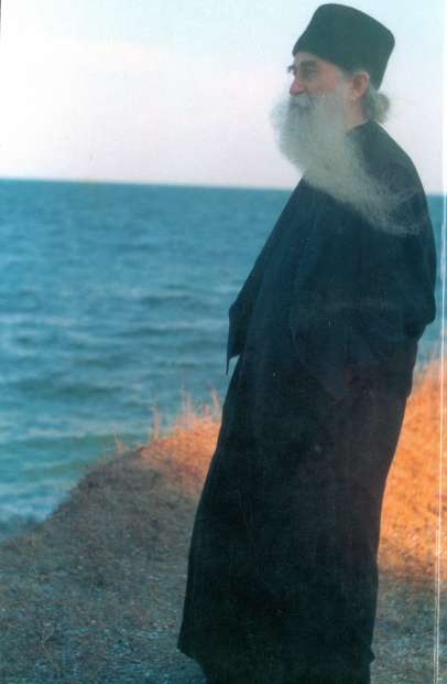 Duhovnicul joacă un rol de cer pe pământ…