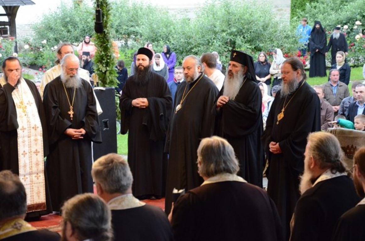 Slujba Privegherii în cinstea Sfântului Voievod Ștefan cel Mare, la Mănăstirea Putna