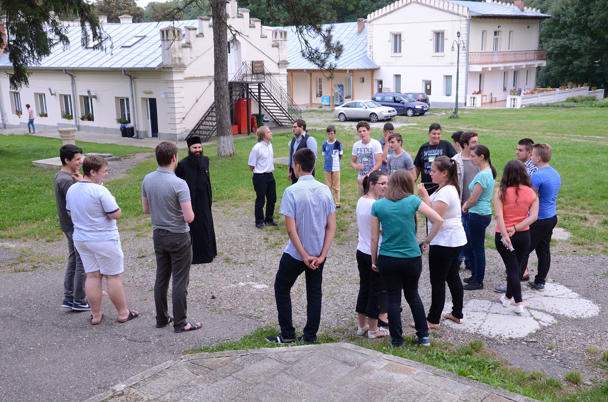 Şcoala de vară Aleph: „Înainte de a alege, voi aţi fost aleşi“