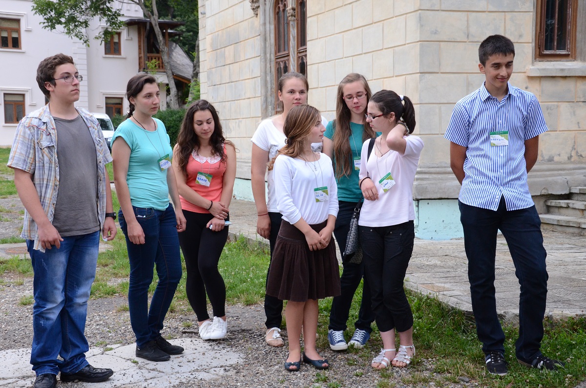 Şcoala de vară Aleph: „Înainte de a alege, voi aţi fost aleşi“