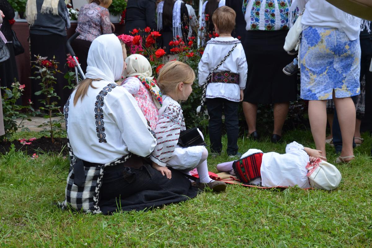 Șase ierarhi, 120 de preoți și mii de credincioși, la cel de-al doilea hram al Putnei