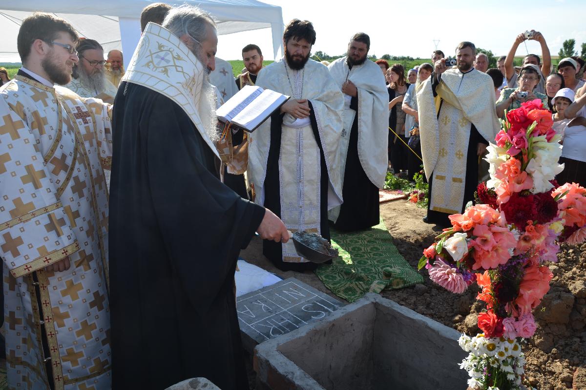 „Dintr-un anumit punct de vedere, acest sat începe să existe cu adevărat“