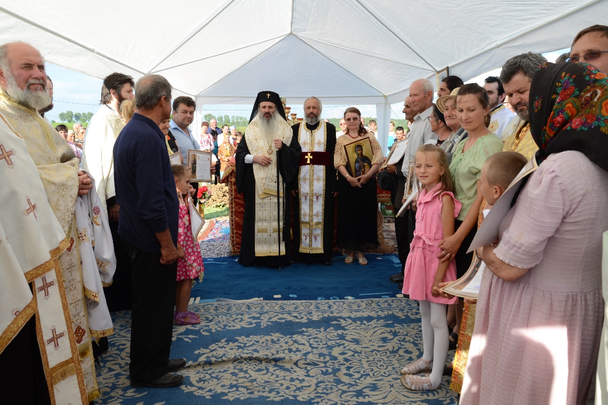 „Dintr-un anumit punct de vedere, acest sat începe să existe cu adevărat“