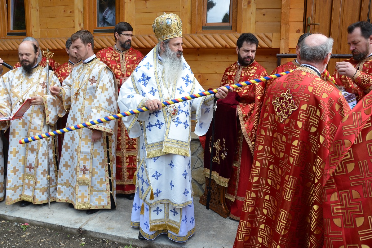 IPS Teofan: „Fiecare dintre noi trebuie să fie martor și mărturisitor al Domnului Hristos”