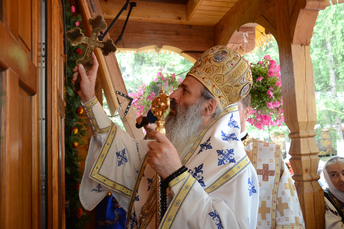 IPS Teofan: „Fiecare dintre noi trebuie să fie martor și mărturisitor al Domnului Hristos”