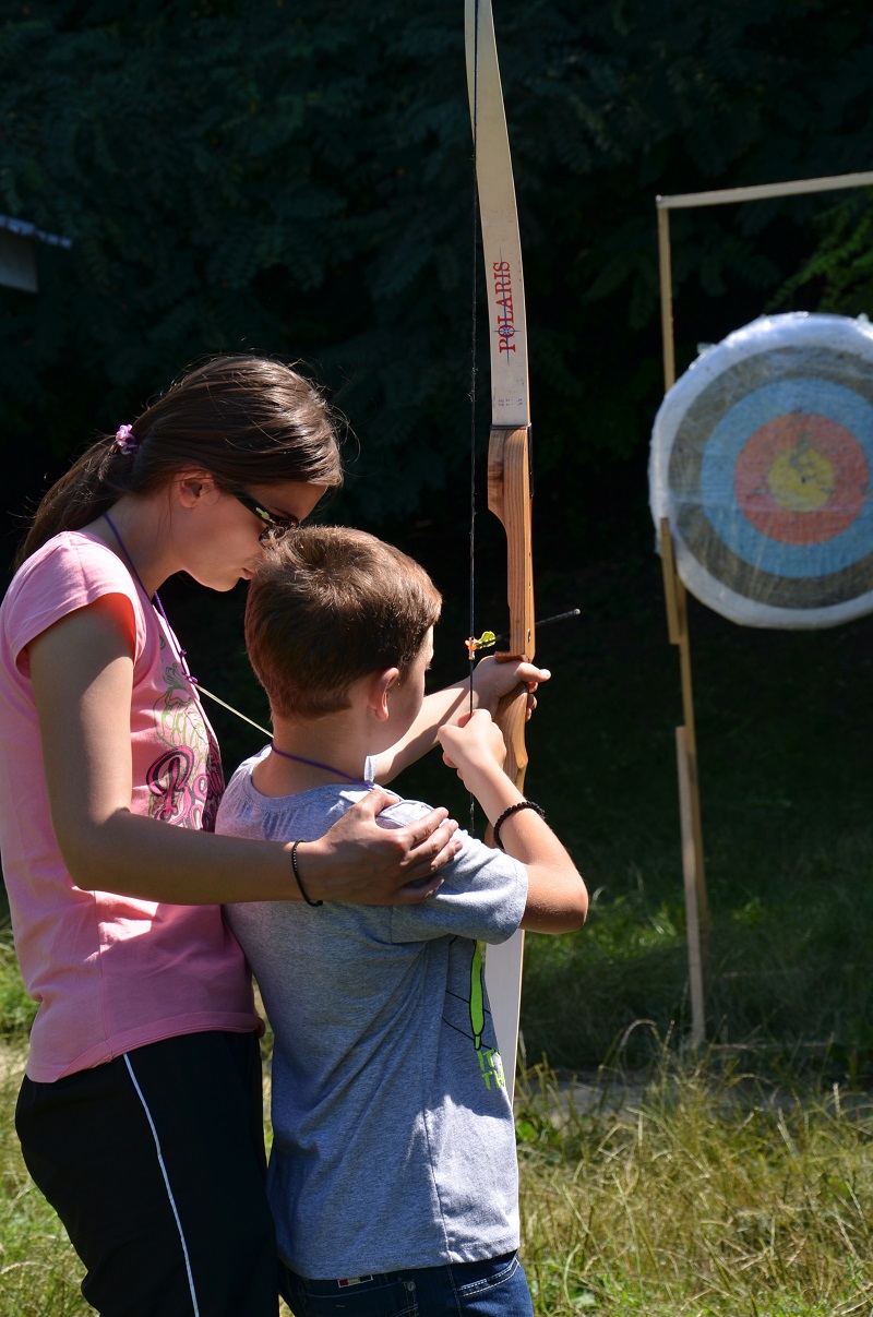 „Tabăra din pridvorul satului“ a ajuns în Parohia Holm