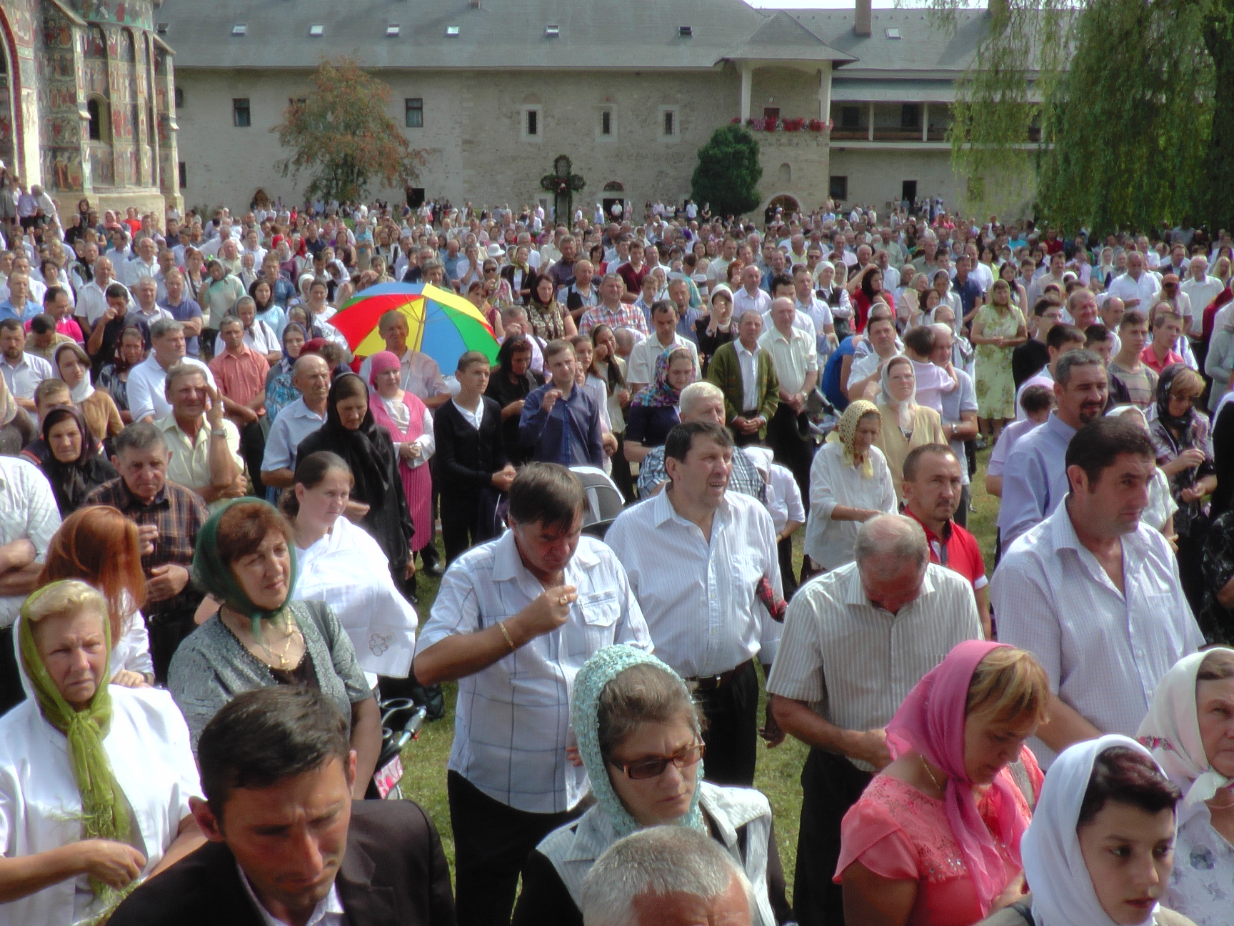 Liturghie arhierească la hramul Mănăstirii Suceviţa