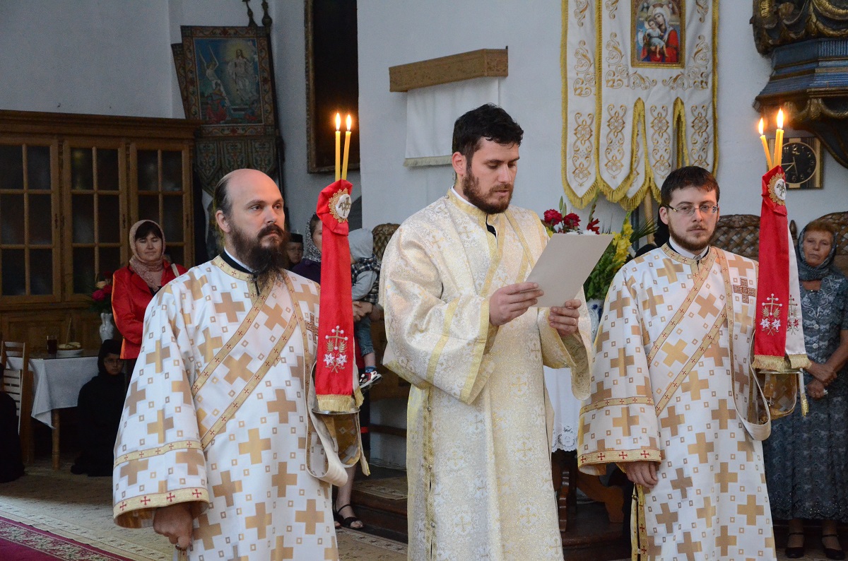 A debutat Atelierul de formare pentru tinerii preoţi hirotoniţi din Arhiepiscopia Iaşilor A debutat Atelierul de formare pentru tinerii preoţi hirotoniţi din Arhiepiscopia Iaşilor