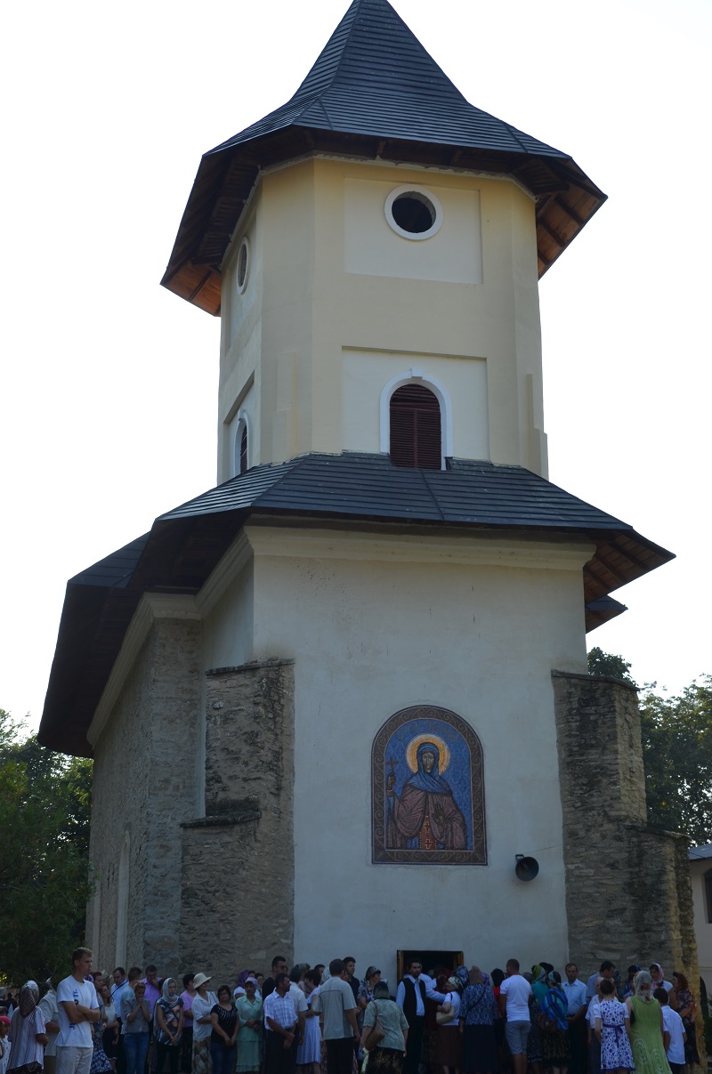 „Cărarea care nu duce la biserica satului nu duce nicăieri“