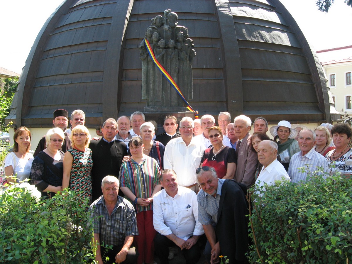 „Moment de rugăciune şi pioasă amintire” la Suceava „Moment de rugăciune şi pioasă amintire” la Suceava