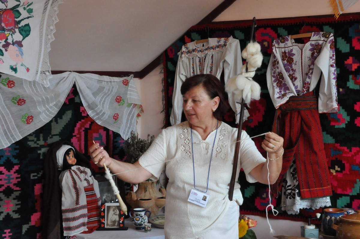 Frumuseţea prieteniei în Tabăra "Aripi de înger" (GALERIE FOTO) Frumuseţea prieteniei în Tabăra "Aripi de înger" (GALERIE FOTO)