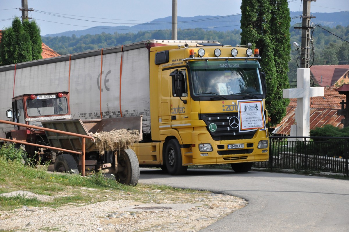 Solidaritate şi filantropie pentru sinistraţii din Vaideeni