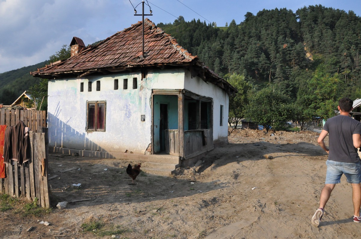 Solidaritate şi filantropie pentru sinistraţii din Vaideeni