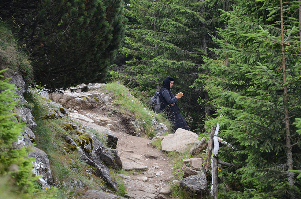 IPS Teofan, la hramul „Taborului românesc” : „Trebuie să dăm minţii noastre cât mai mult Ceahlău şi cât mai multă Liturghie” (GALERIE FOTO)