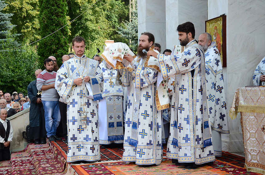„Sfinţenia este darul cel mai de preţ pe care poate să-l dobândească un creştin de la Dumnezeu“ „Sfinţenia este darul cel mai de preţ pe care poate să-l dobândească un creştin de la Dumnezeu“