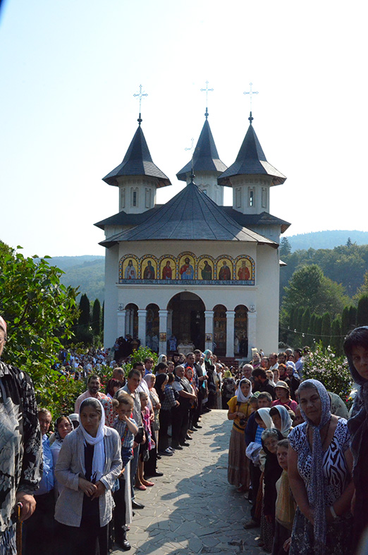 „Sfinţenia este darul cel mai de preţ pe care poate să-l dobândească un creştin de la Dumnezeu“ „Sfinţenia este darul cel mai de preţ pe care poate să-l dobândească un creştin de la Dumnezeu“