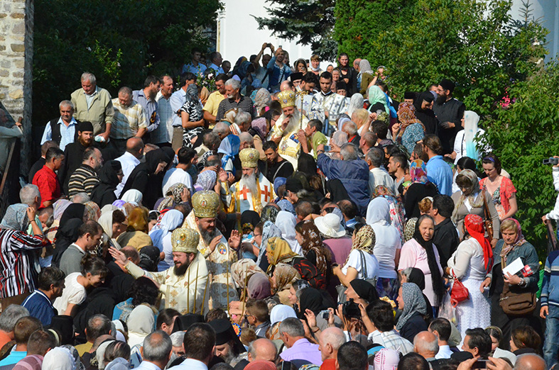 „Sfinţenia este darul cel mai de preţ pe care poate să-l dobândească un creştin de la Dumnezeu“ „Sfinţenia este darul cel mai de preţ pe care poate să-l dobândească un creştin de la Dumnezeu“