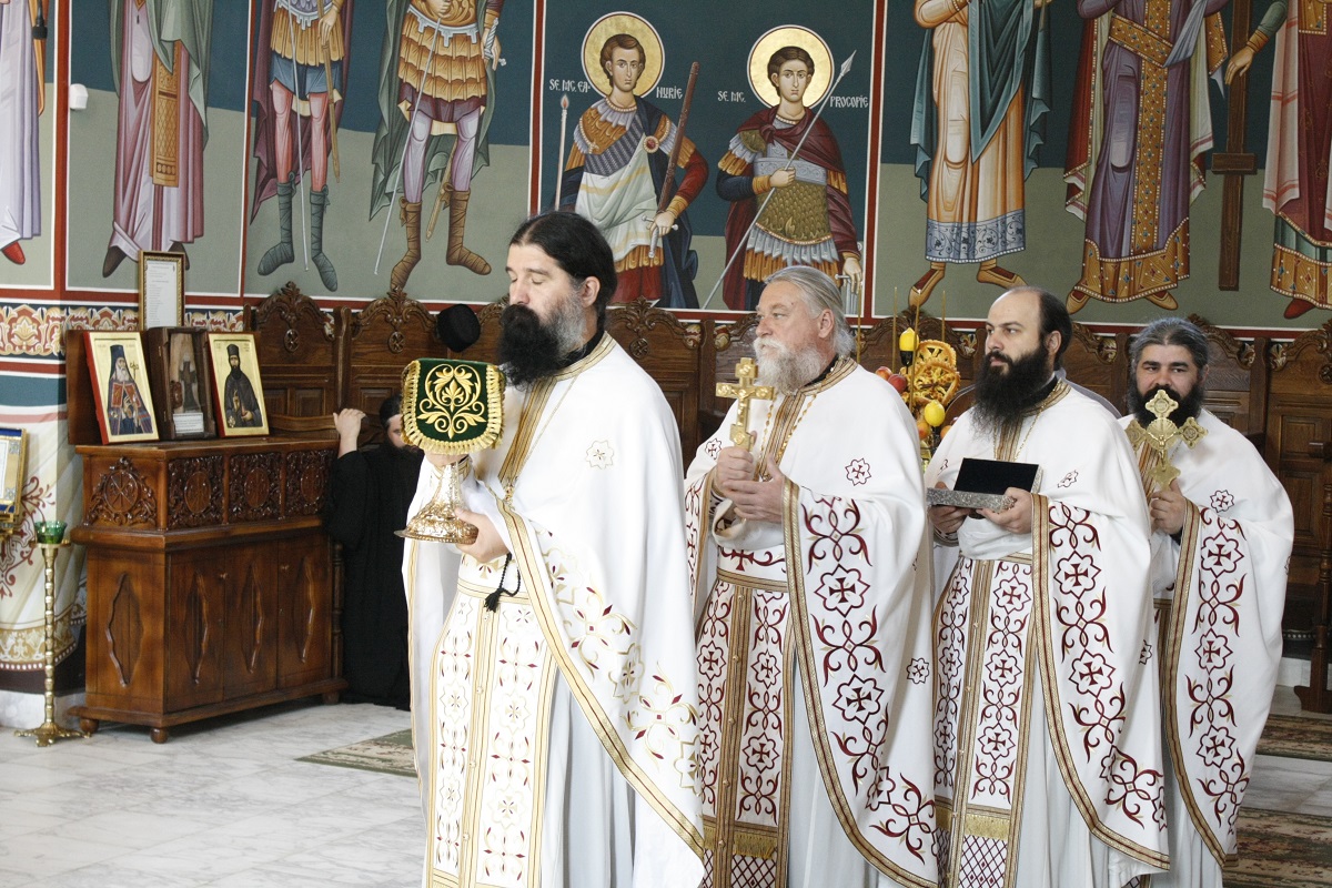 De ce a trecut la Domnul părintele Antonie, tocmai în Postul Adormirii Maicii Domnului De ce a trecut la Domnul părintele Antonie, tocmai în Postul Adormirii Maicii Domnului