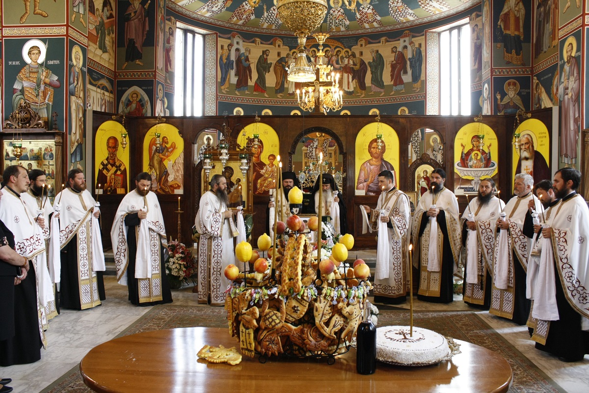 De ce a trecut la Domnul părintele Antonie, tocmai în Postul Adormirii Maicii Domnului De ce a trecut la Domnul părintele Antonie, tocmai în Postul Adormirii Maicii Domnului