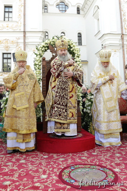 Întronizarea noului Întâistătător al Bisericii Ortodoxe din Ucraina a avut loc la Lavra Pecerska