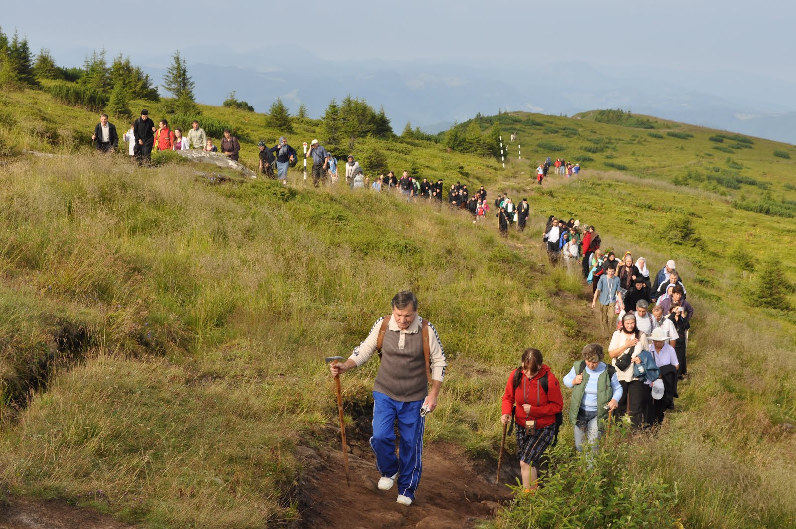 Recomandări pentru pelerinii care urcă pe Muntele Ceahlău