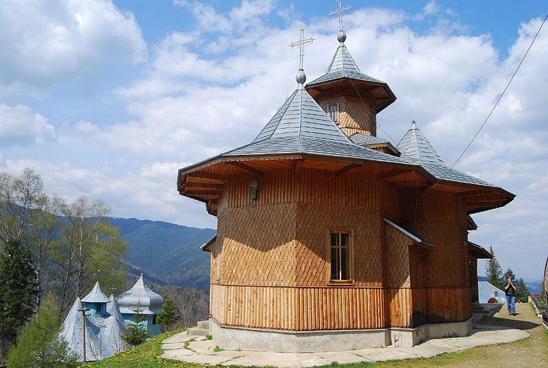 Sărbătoare deosebită la Mănăstirea Corlăţeni - Pojorâta