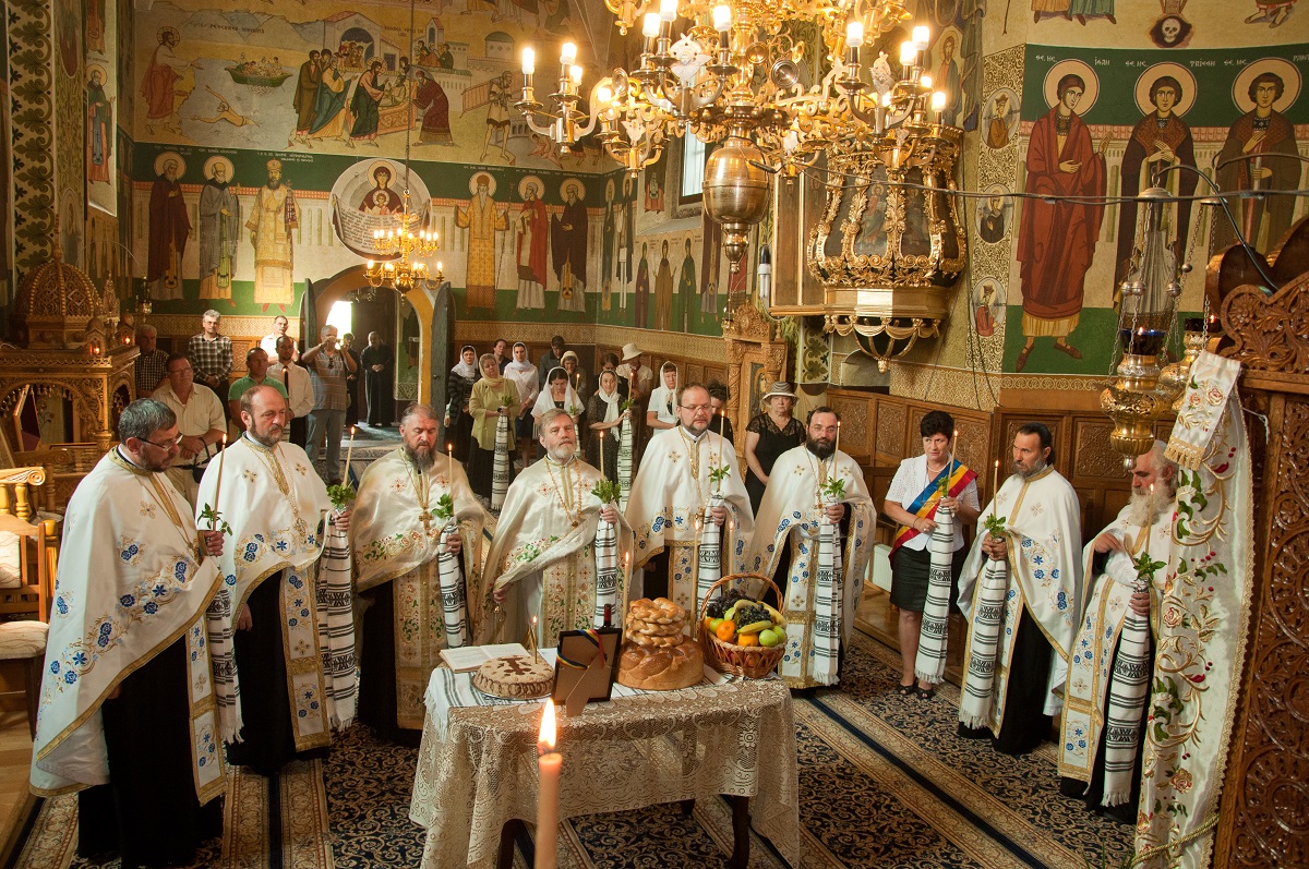 Semicentenarul Mitropolitului Visarion Puiu, la Mănăstirea Neamț și Schitul Vovidenia