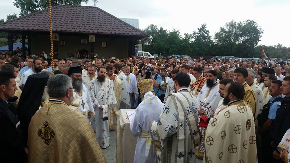 Biserica cu hramurile „Naşterea Maicii Domnului“ şi „Sfântul Mare Mucenic Procopie“ din Milişăuţi, resfinţită de IPS Arhiepiscop Pimen