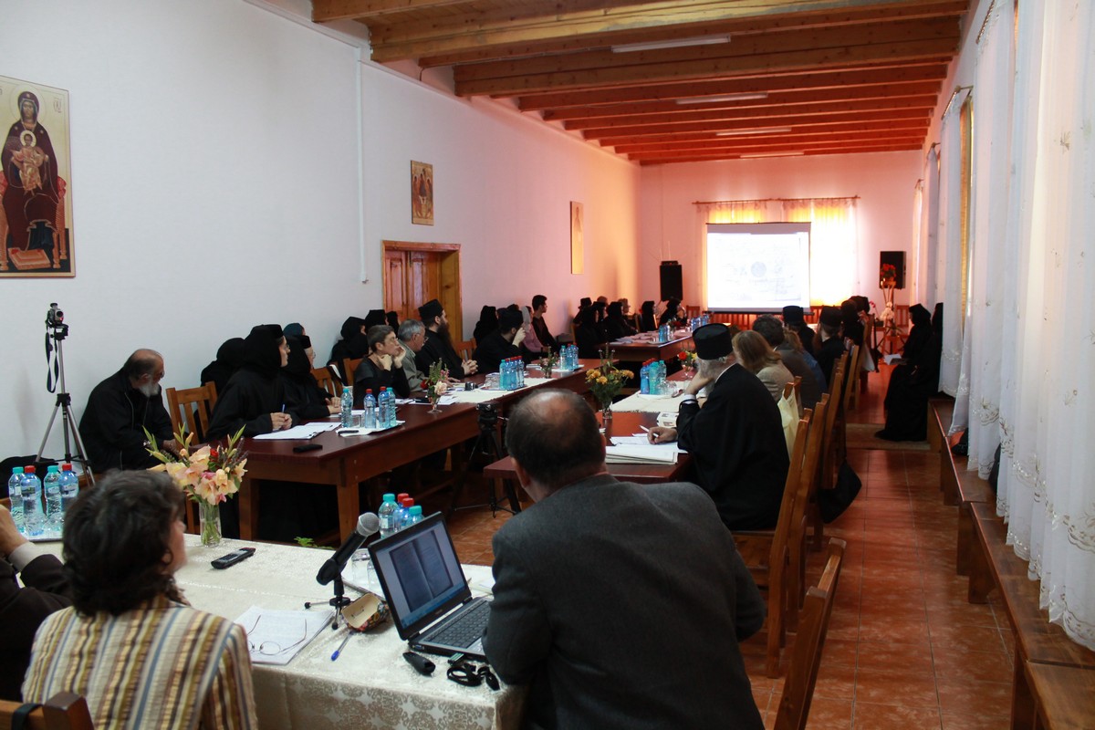 Simpozion dedicat ctitorilor şi restauratorilor Mănăstirii Dragomirna