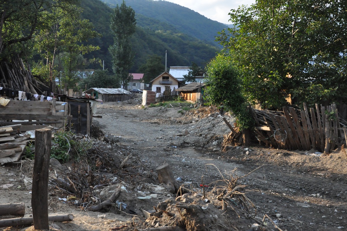 Solidaritate şi filantropie pentru sinistraţii din Vaideeni