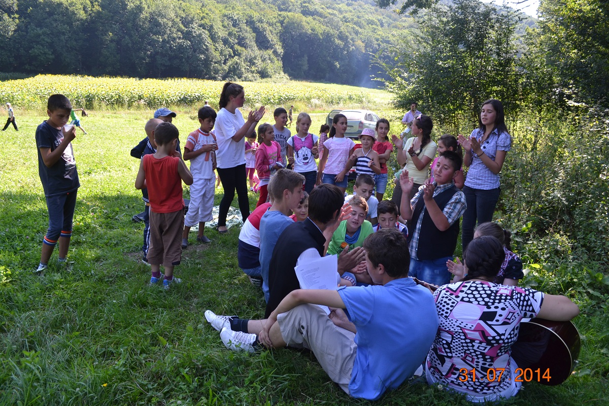 Tabără de o zi în parohia Holt